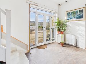 Entrance Hallway- click for photo gallery